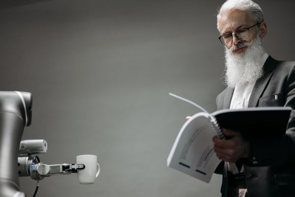 Comment l'IA renforce l'expertise humaine pour atteindre l'excellence